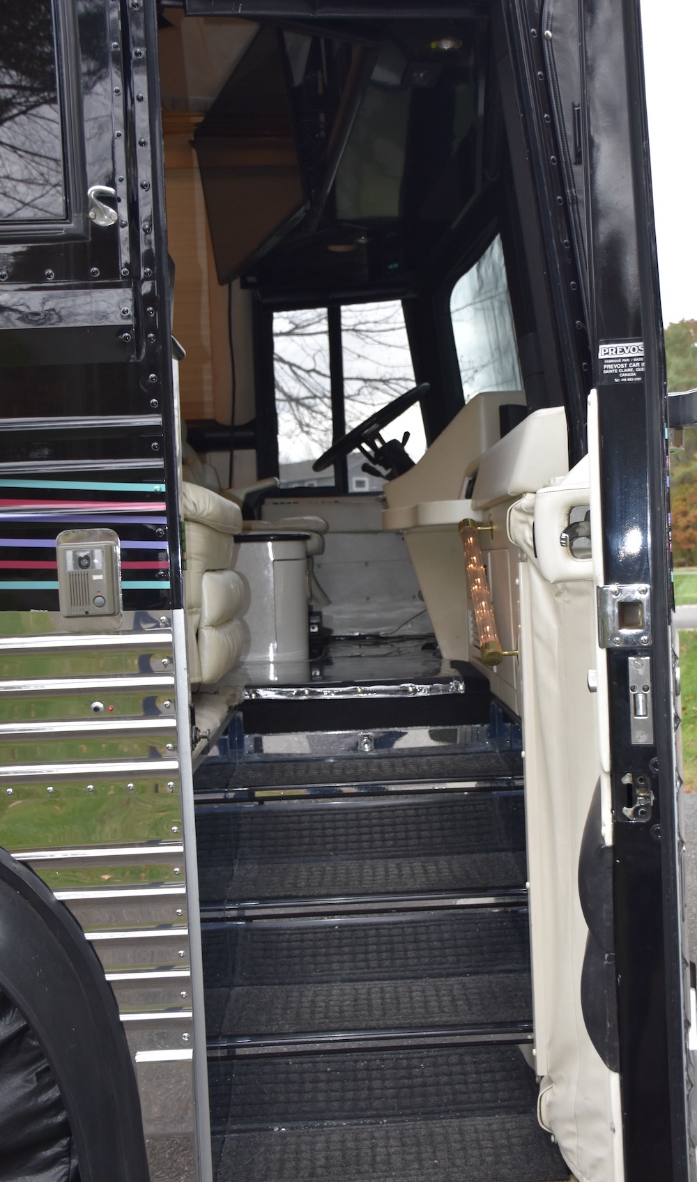 1997 Prevost Liberty XL For Sale