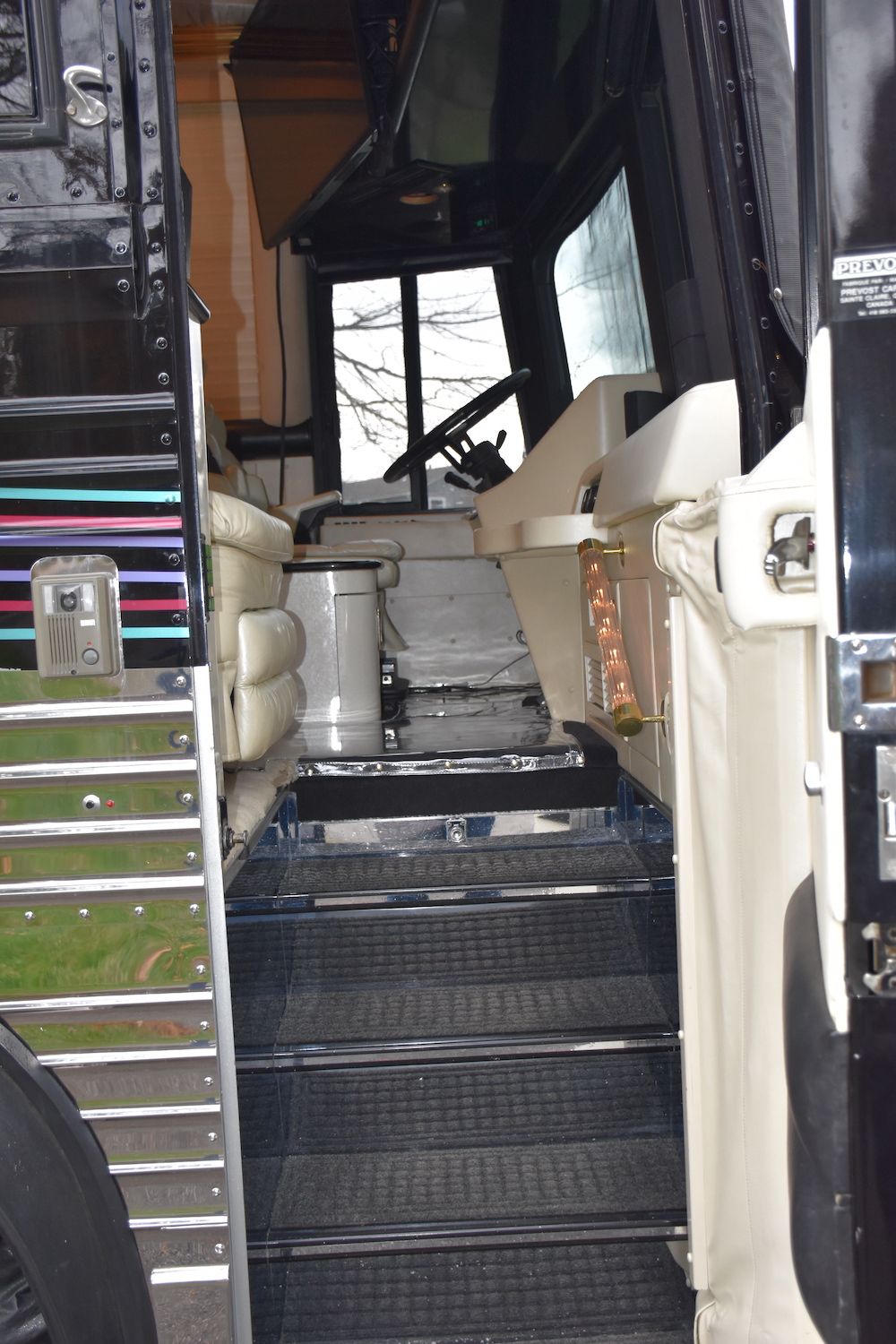 1997 Prevost Liberty XL For Sale