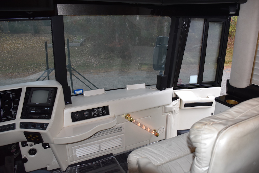 1997 Prevost Liberty XL For Sale