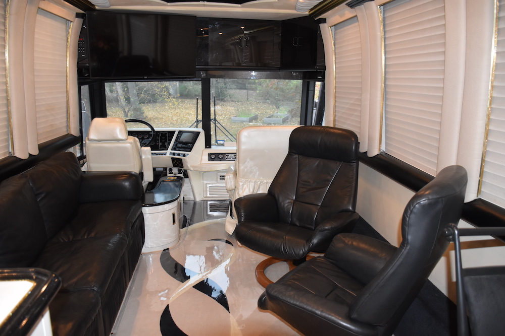 1997 Prevost Liberty XL For Sale