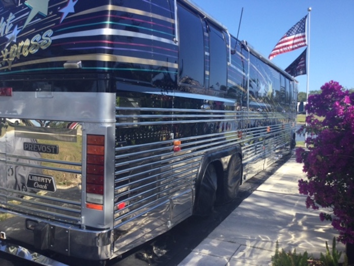 1997 Prevost Liberty XL For Sale