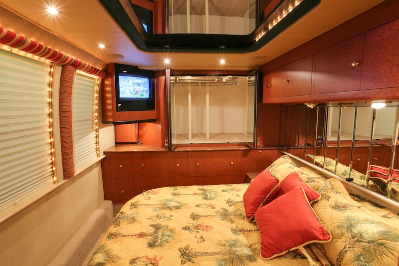 1997 Prevost Liberty XL For Sale