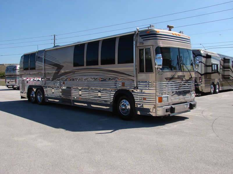 1997 Prevost Liberty XL For Sale