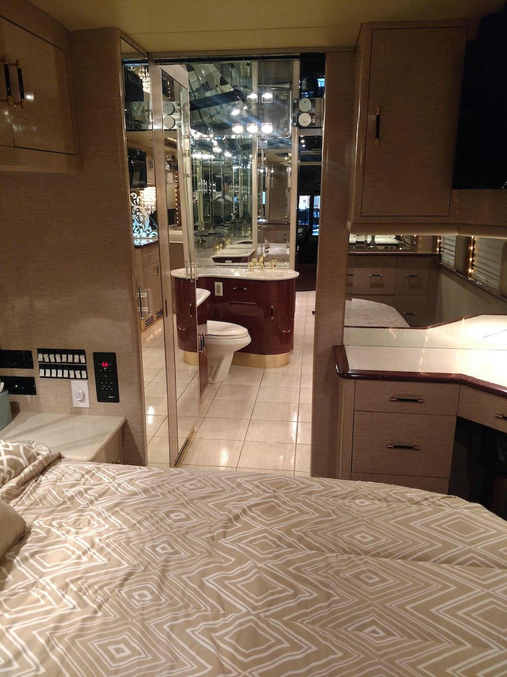 1997 Prevost Liberty XL For Sale