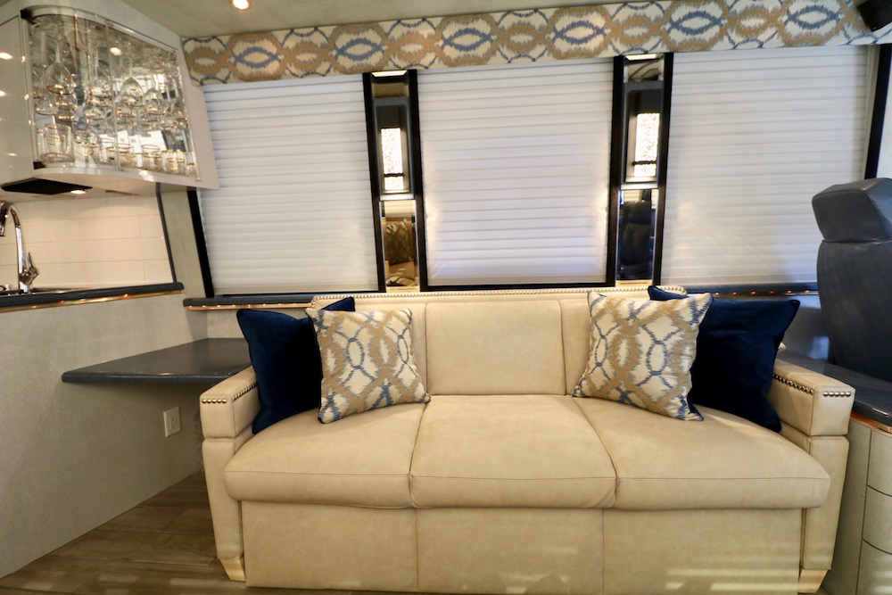 1997 Prevost Marathon XL For Sale