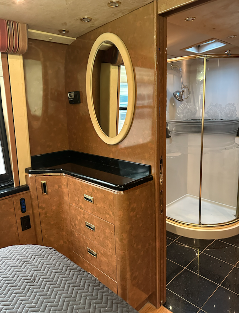1997 Prevost Marathon XL For Sale