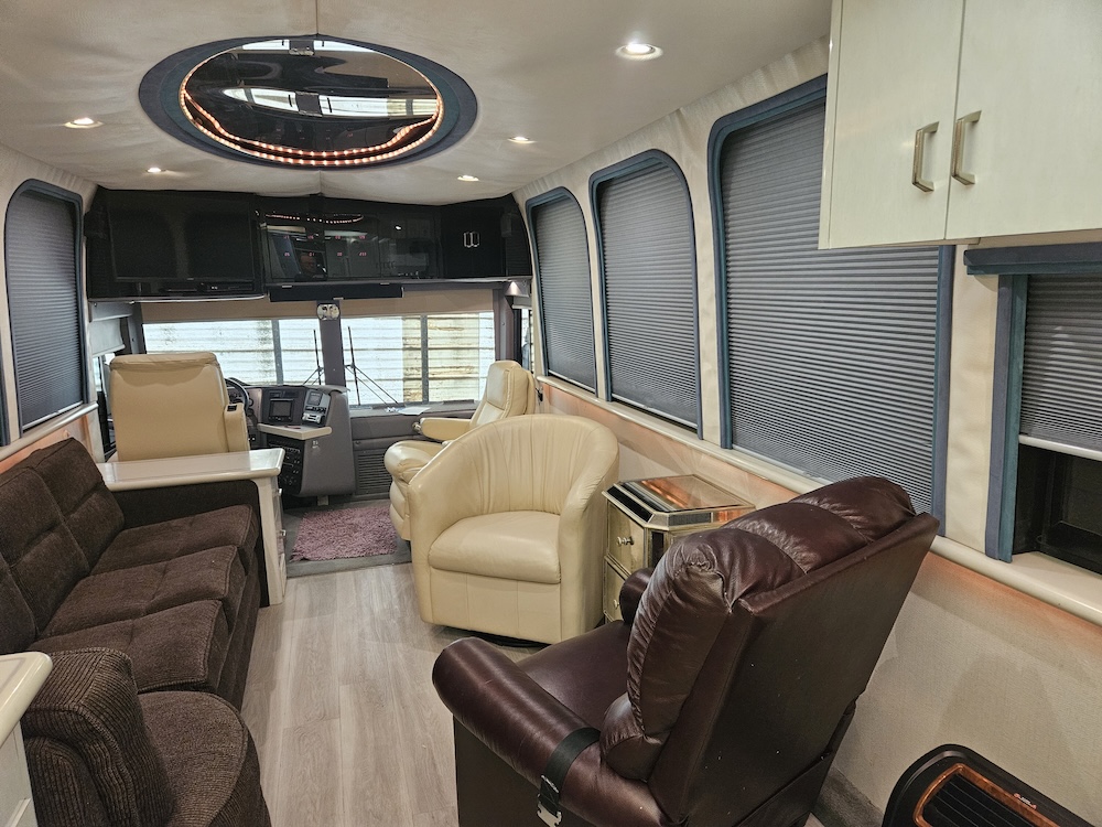 1998 Prevost  Angola For Sale