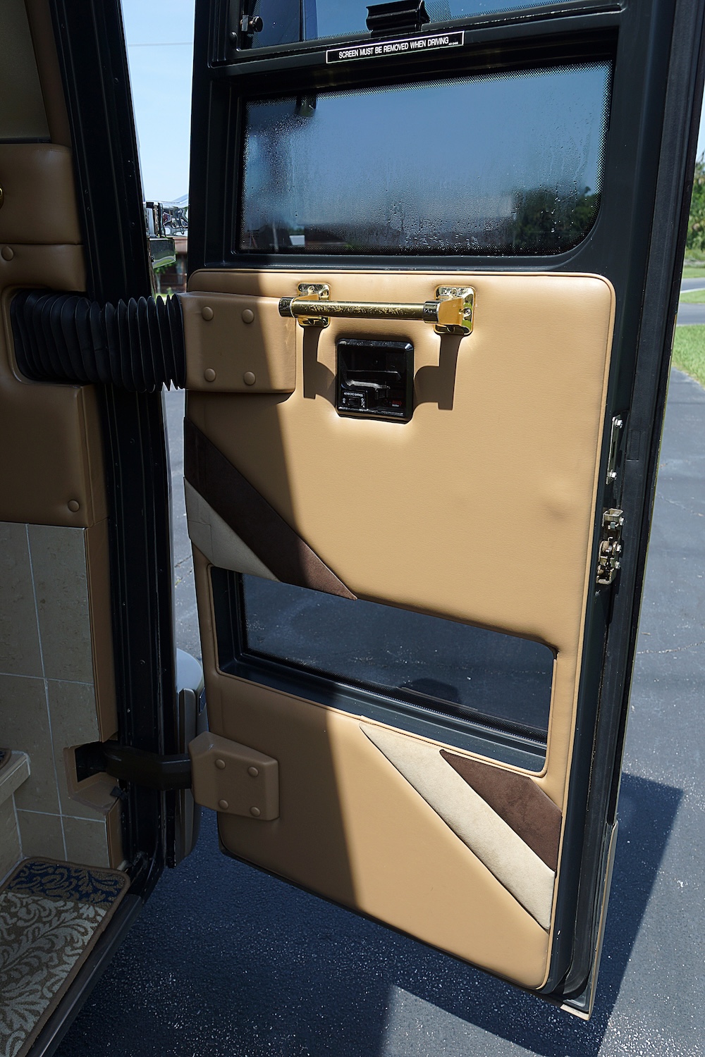 1998 Prevost Angola H3-45 For Sale