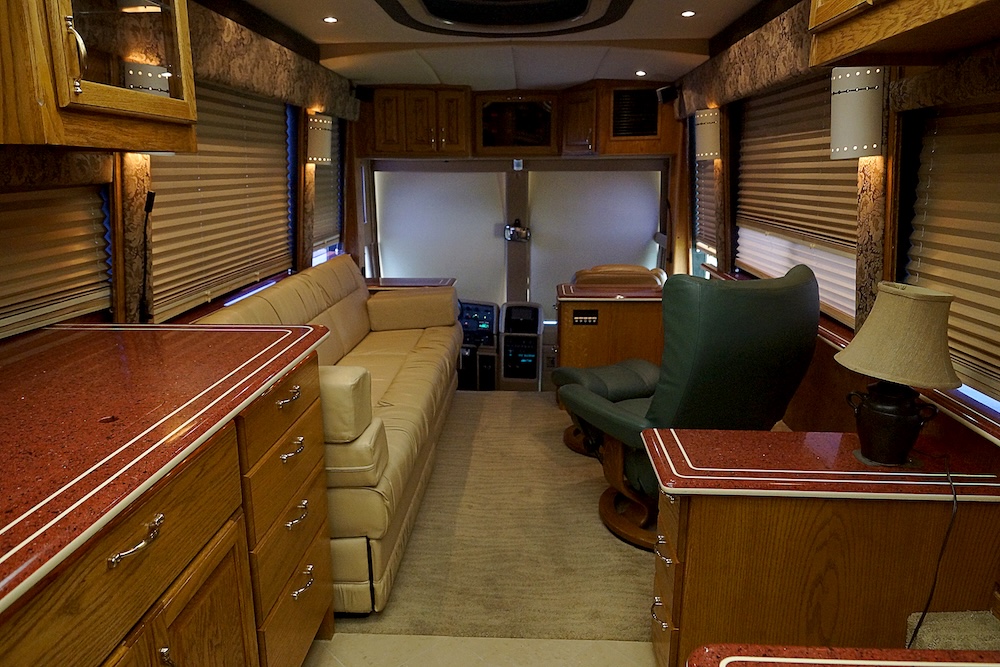 1998 Prevost Angola H3-45 For Sale