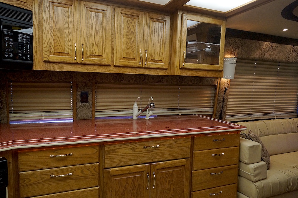 1998 Prevost Angola H3-45 For Sale