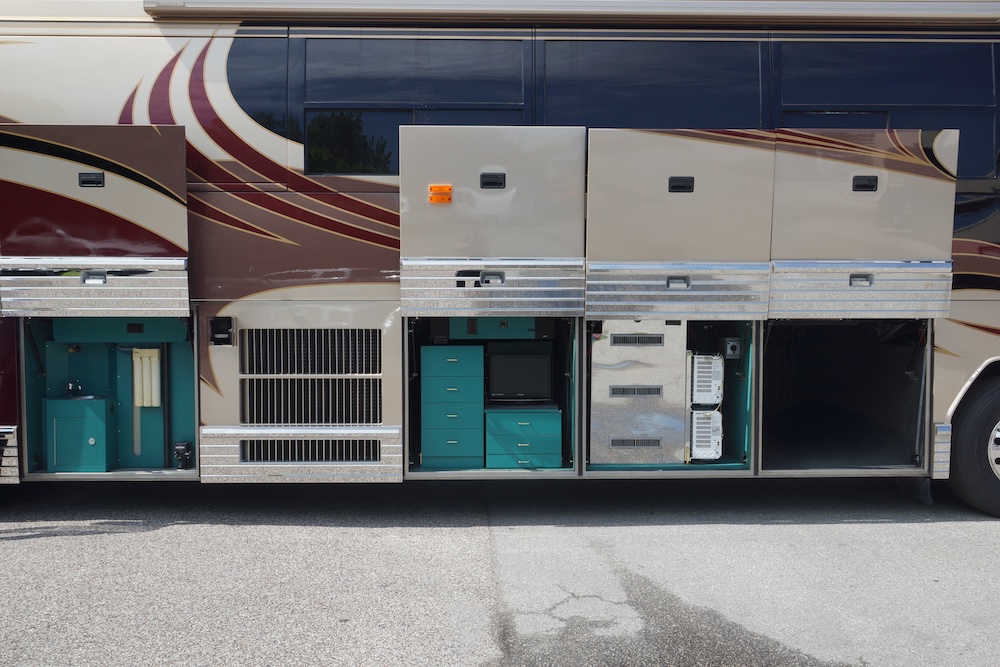 1998 Prevost Angola H3-45 For Sale