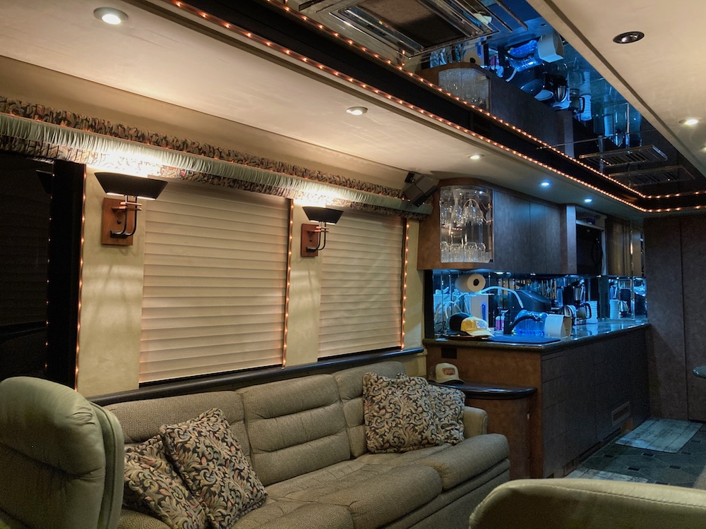 1998 Prevost Country Coach XL For Sale