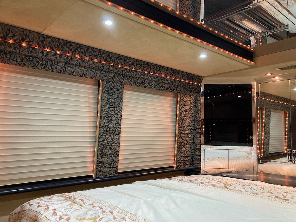 1998 Prevost Country Coach XL For Sale