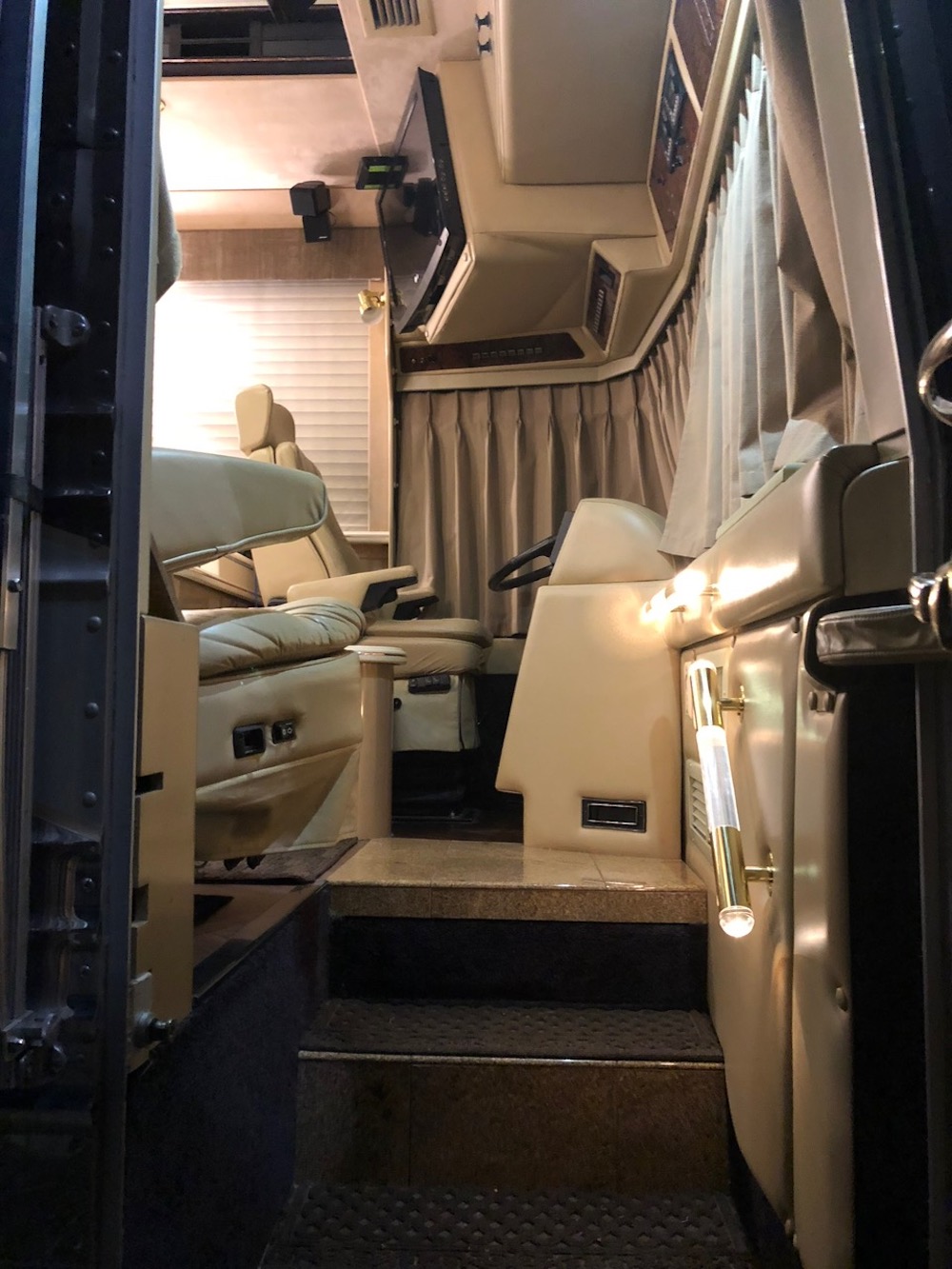 1998 Prevost Country Coach XL For Sale