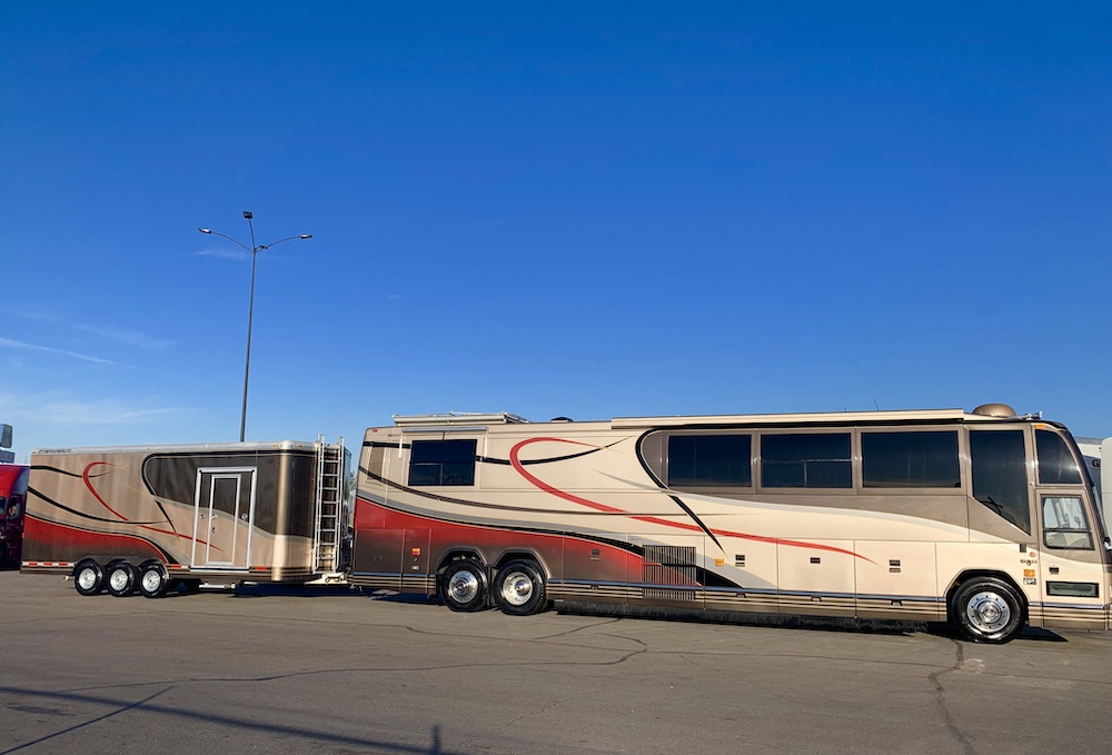 1998 Prevost Featherlite H3-45 For Sale