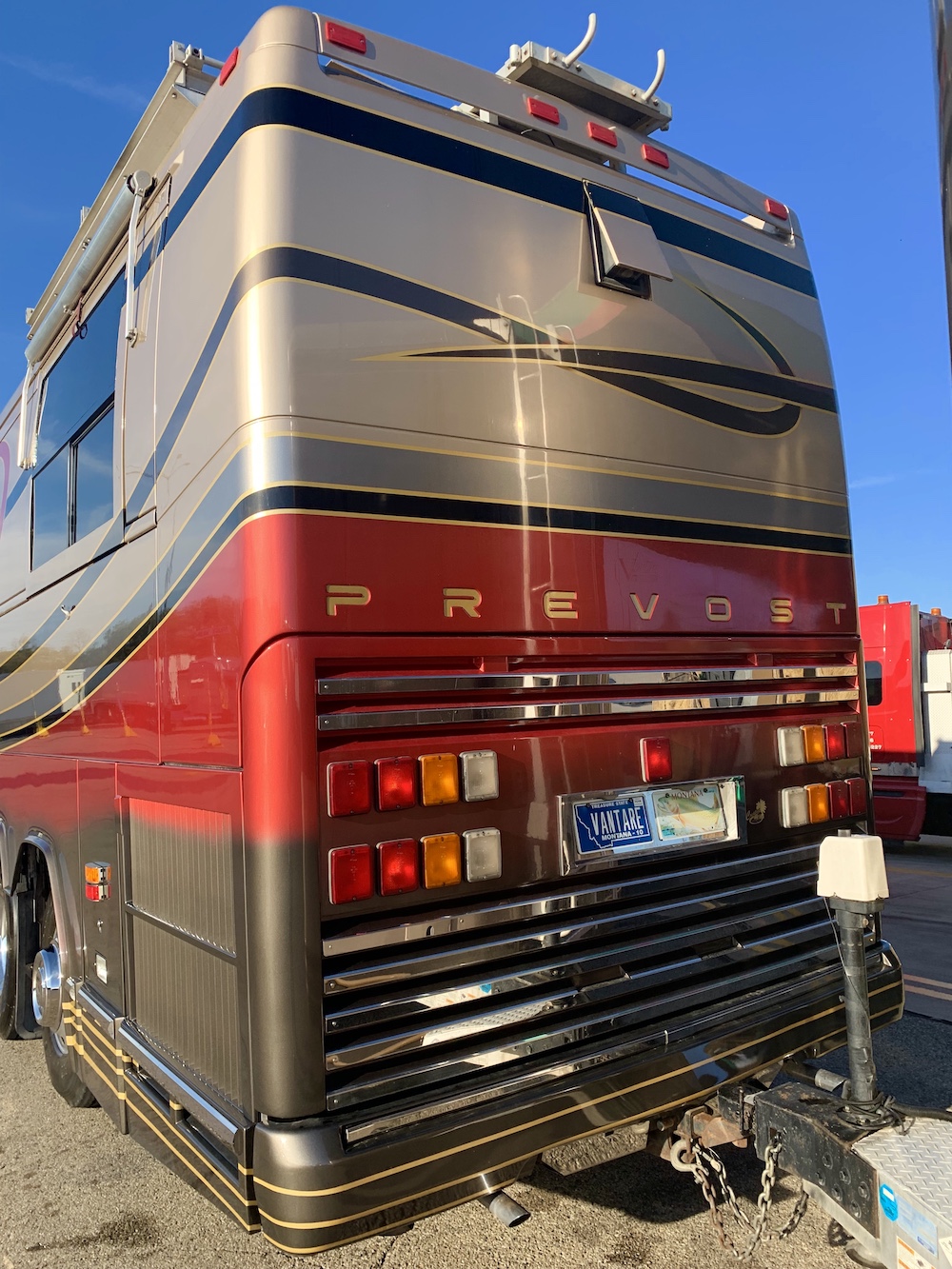 1998 Prevost Featherlite H3-45 For Sale