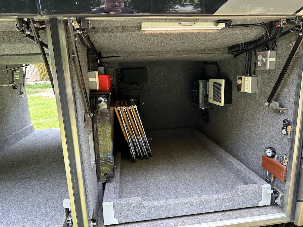 1998 Prevost Featherlite H3-45 For Sale