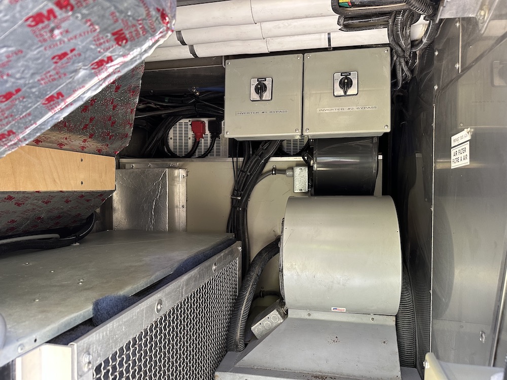 1998 Prevost Featherlite H3-45 For Sale