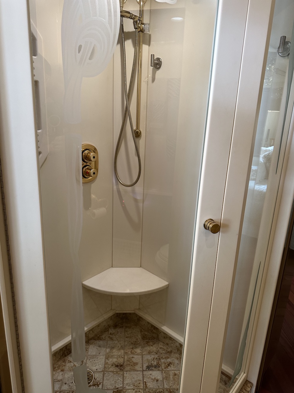 1998 Prevost Featherlite H3-45 For Sale
