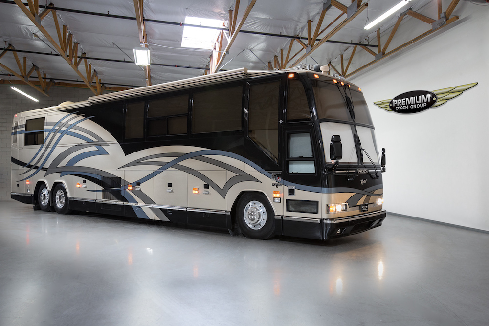 1998 Prevost Featherlite H3-45 For Sale