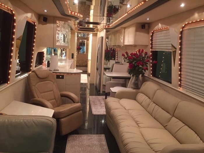 1998 Prevost Featherlite XL For Sale