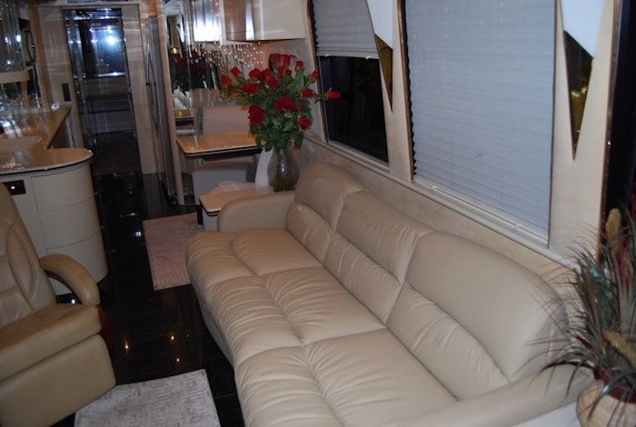 1998 Prevost Featherlite XL For Sale