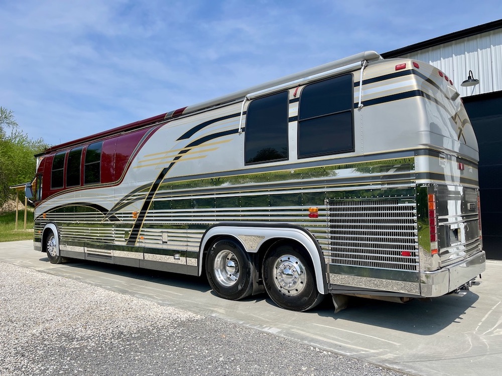 1998 Prevost Featherlite XL For Sale