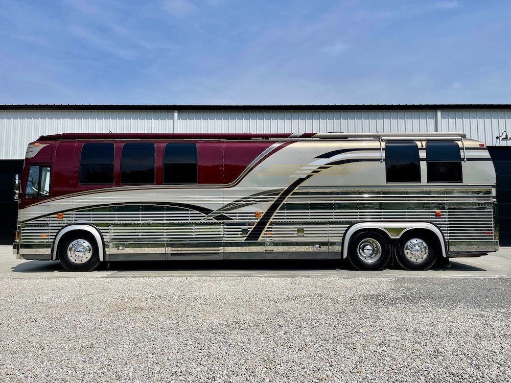 1998 Prevost Featherlite XL For Sale