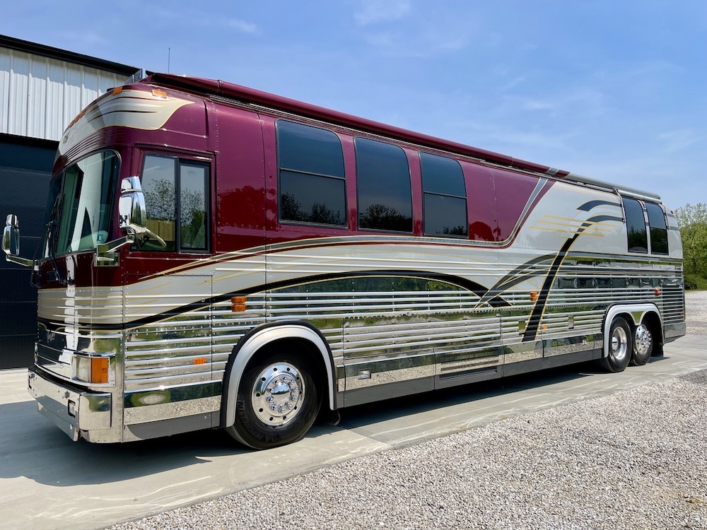 1998 Prevost Featherlite XL For Sale