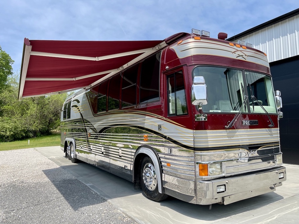 1998 Prevost Featherlite XL For Sale