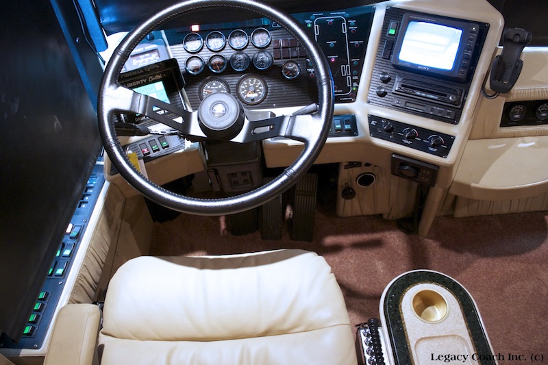 21998 Prevost Liberty XL For Sale