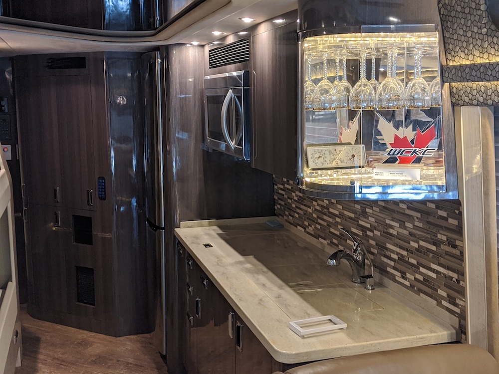 1998 Prevost Marathon H3-45 For Sale