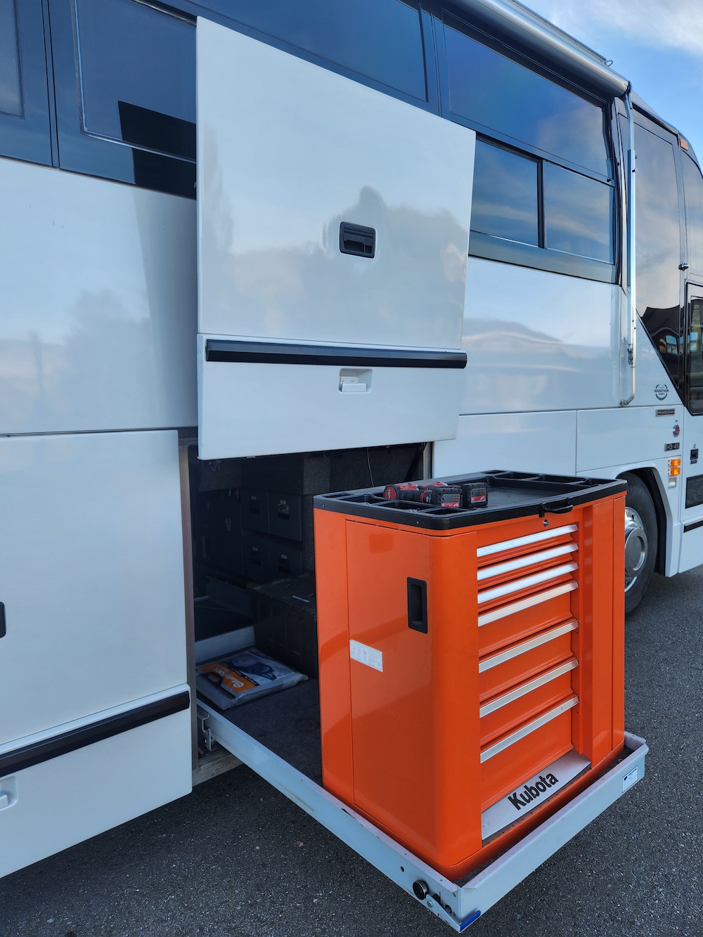 1998 Prevost Marathon H3-45 For Sale