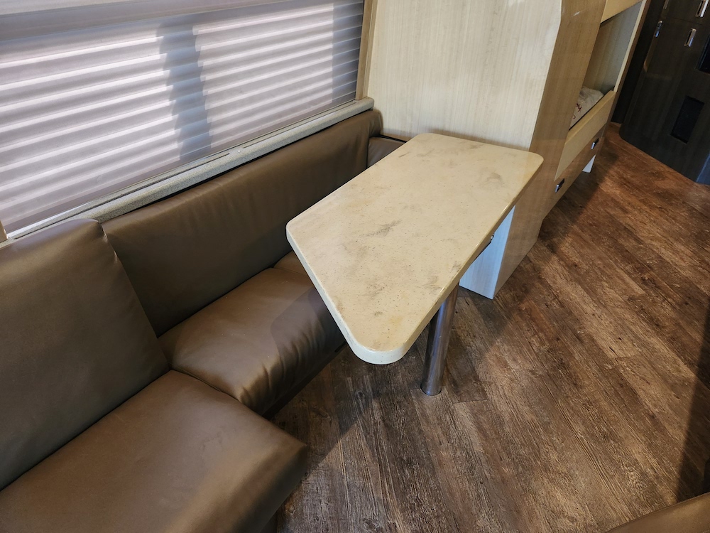 1998 Prevost Marathon H3-45 For Sale