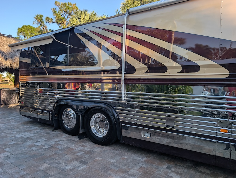 1998 Prevost Marathon XL For Sale