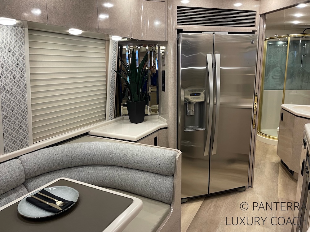 1998 Prevost Marathon XL For Sale