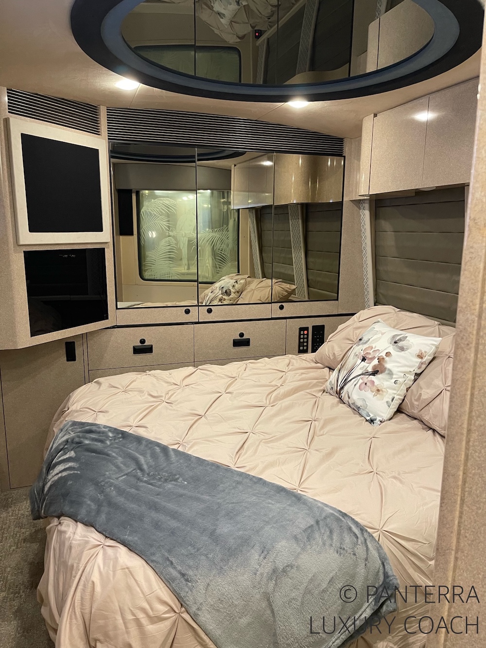 1998 Prevost Marathon XL For Sale
