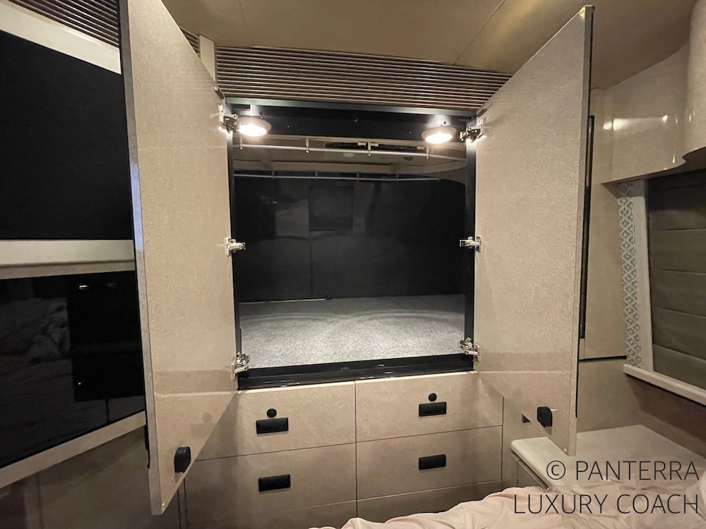1998 Prevost Marathon XL For Sale