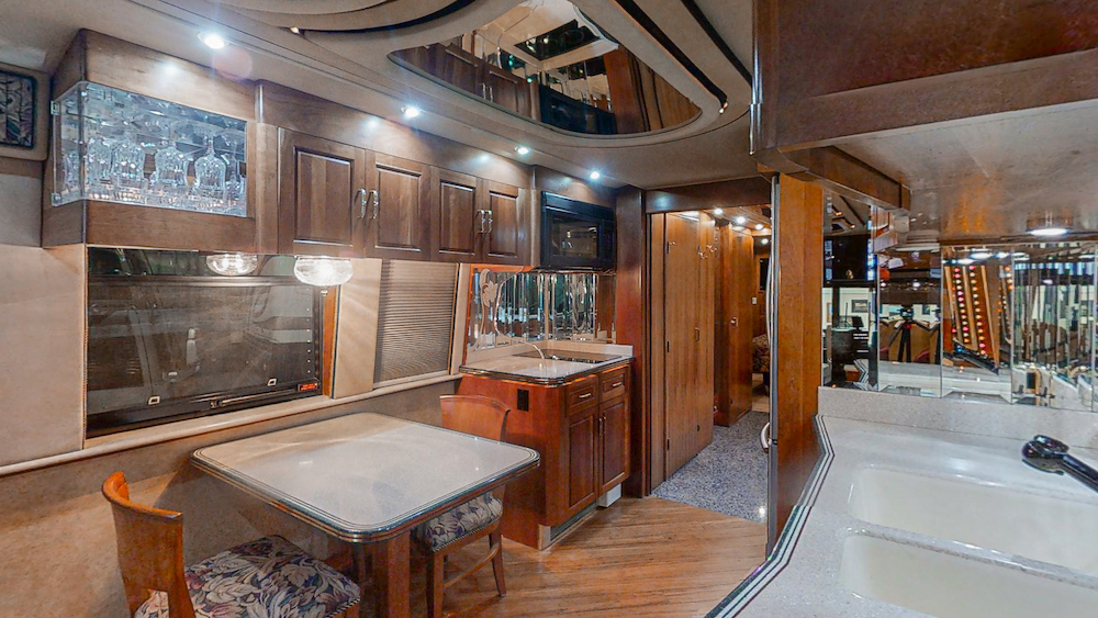 1998 Prevost Royale XL For Sale