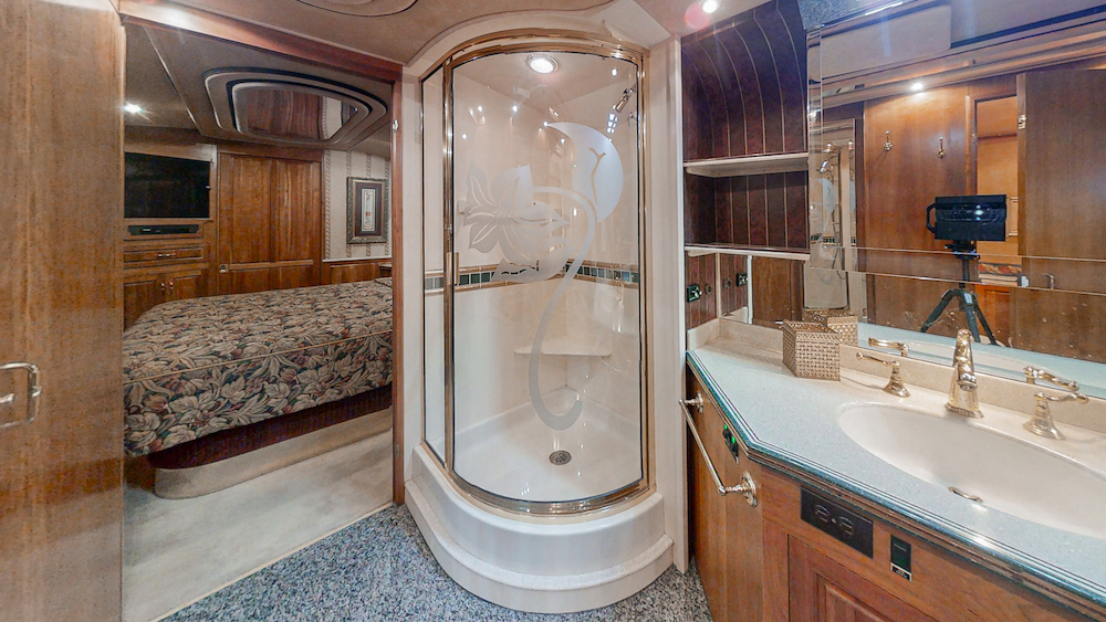 1998 Prevost Royale XL For Sale