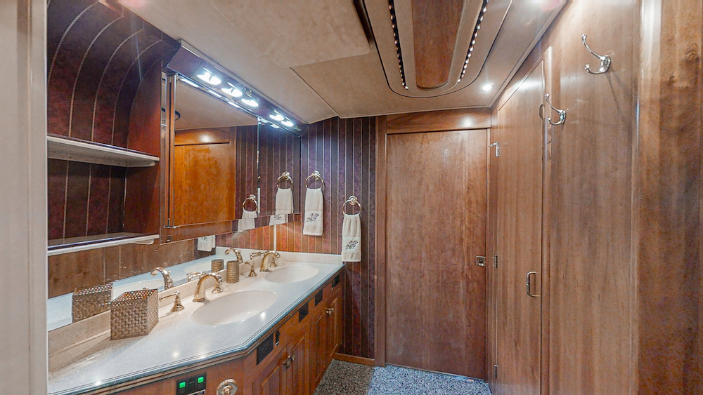 1998 Prevost Royale XL For Sale