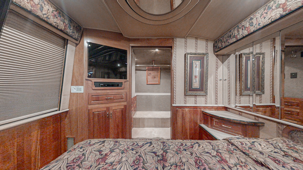 1998 Prevost Royale XL For Sale