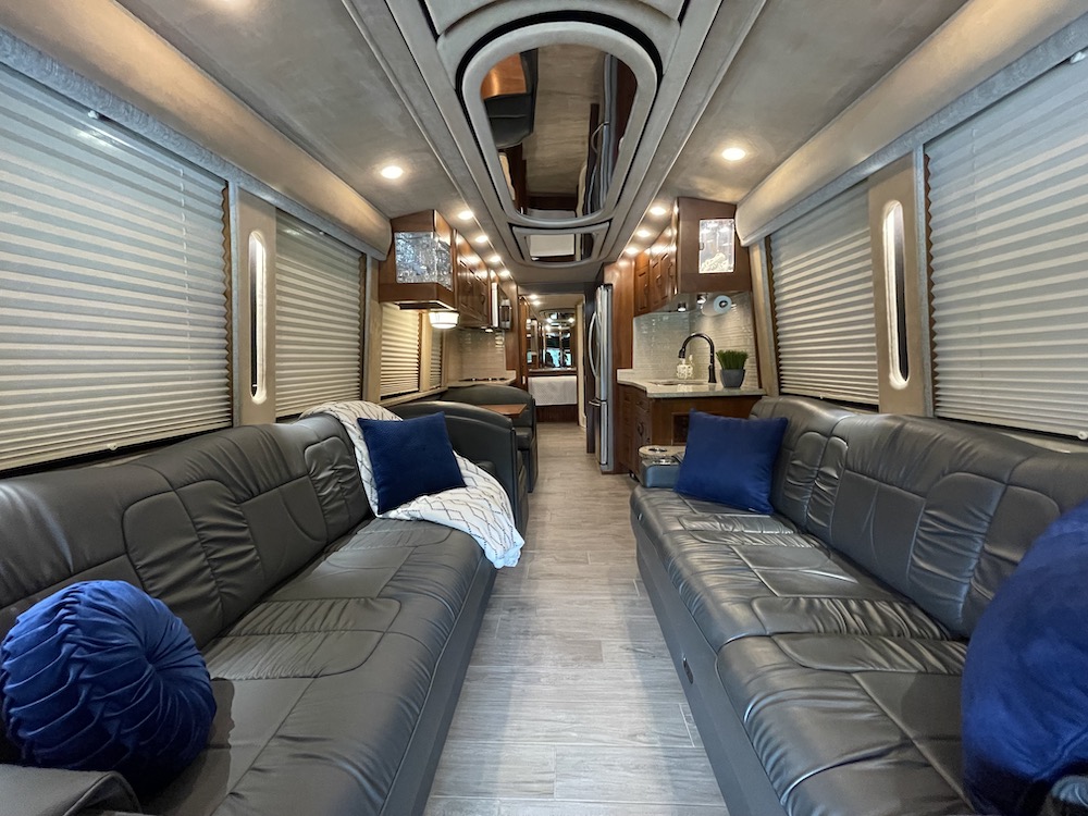 1998 Prevost Royale XL For Sale
