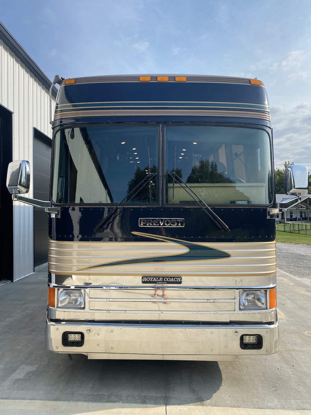 1998 Prevost Royale XL For Sale