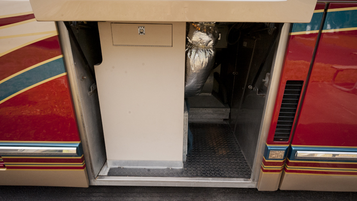 1998 Prevostfeatherlite H3-45 For Sale