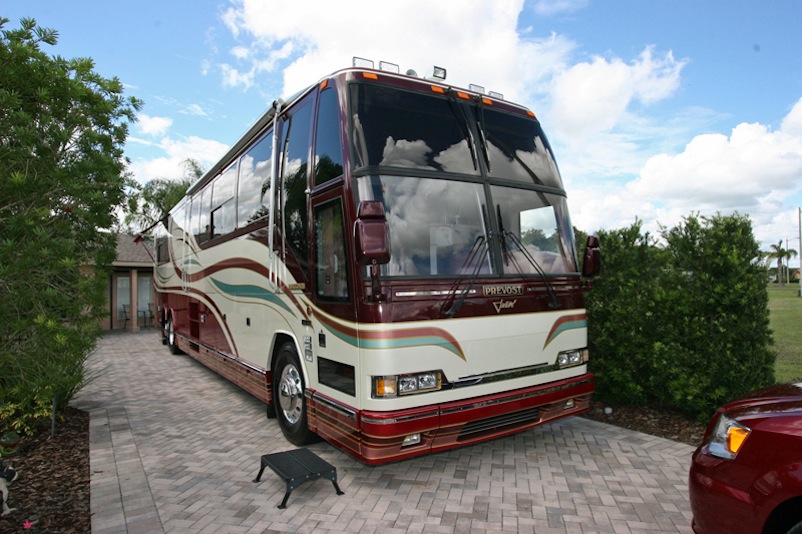 1998 Prevost Vantare H3-45 For Sale