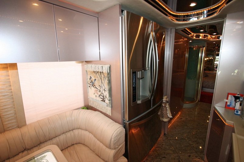 1998 Prevost Vantare H3-45 For Sale