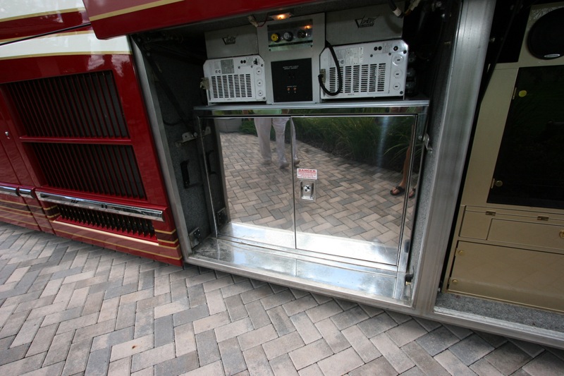 1998 Prevost Vantare H3-45 For Sale