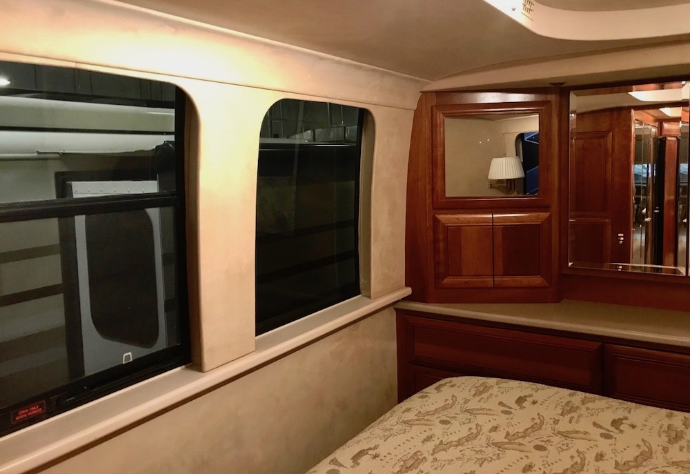 1998 Prevost Vision XL For Sale