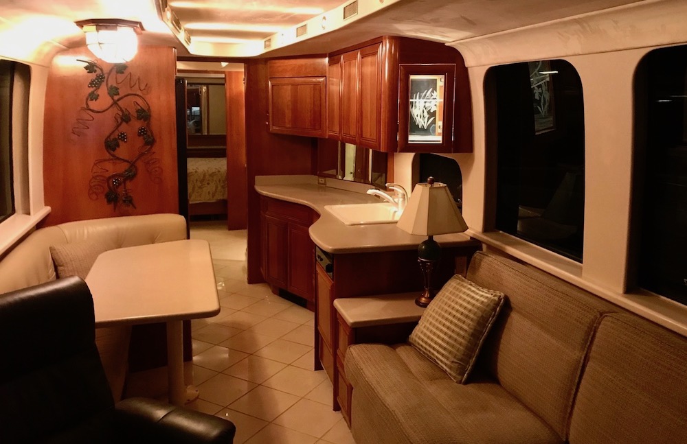 1998 Prevost Vision XL For Sale